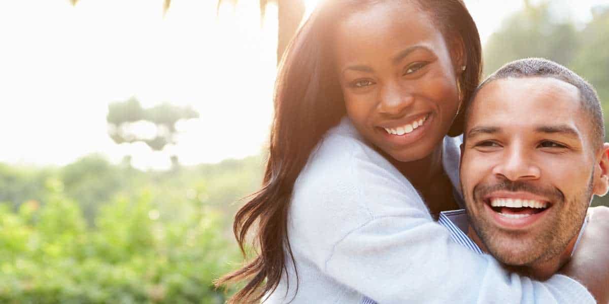 Barrigas felizes para casais felizes