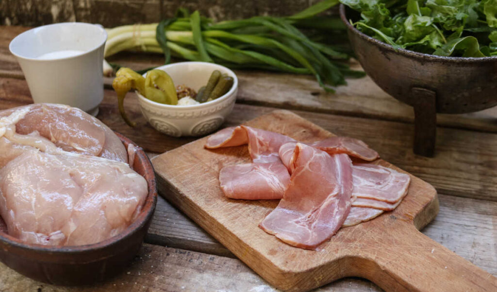 Protein ist auf jeder Keto-Diät-Lebensmittelliste unerlässlich