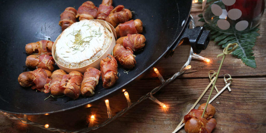 This Keto Pigs In Blanket With Fondue has just the right amount of protein (Click here for recipe).