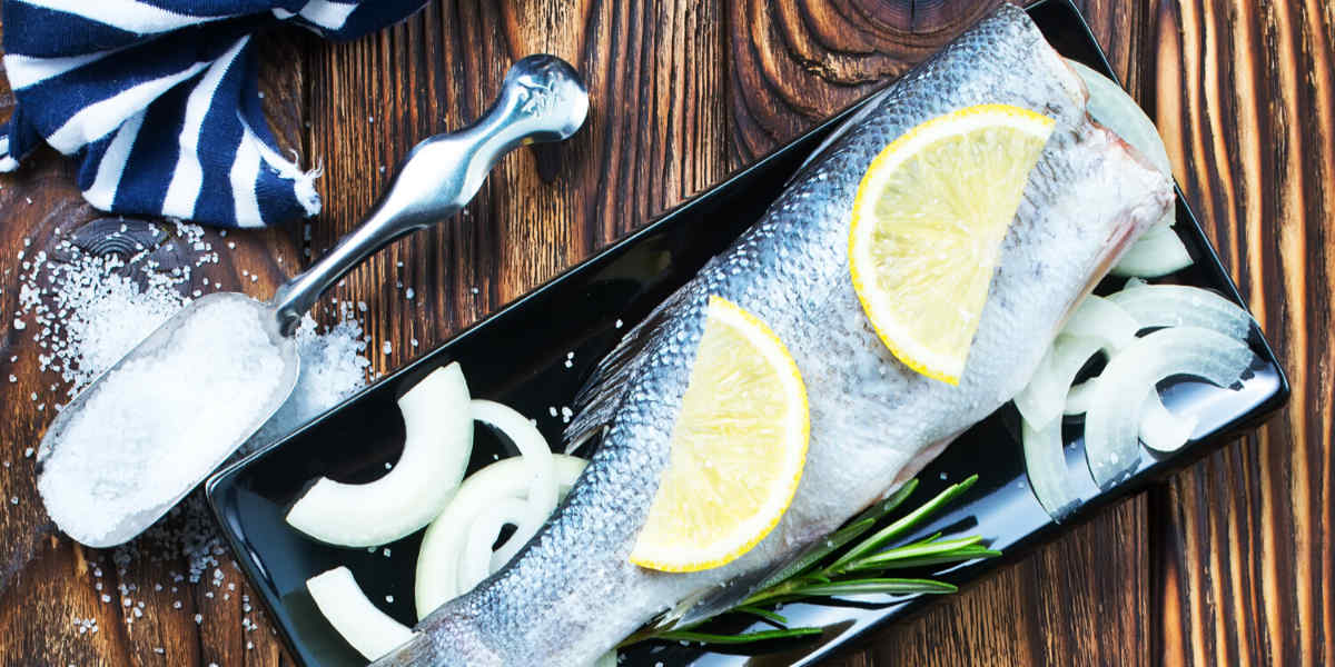 Tout comme pour la viande, vous pouvez manger du poisson et des fruits de mer à volonté avec le keto.