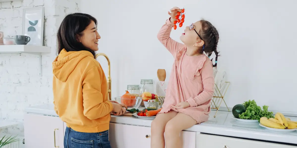 featured image for blog on healthy snacks for kids