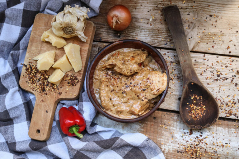Keto Spicy Chicken Alfredo