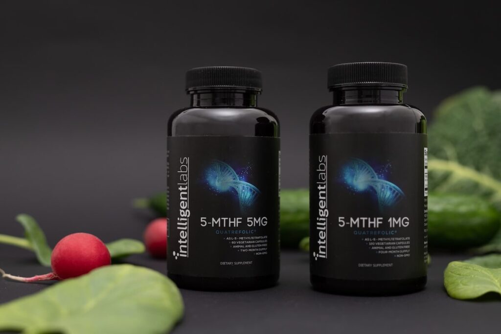 botellas de 1mg y 5mg de ácido fólico activado 5-mthf