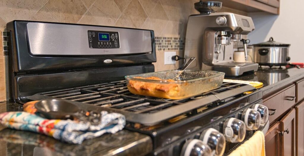 nettoyez la table de cuisson ou la cuisinière