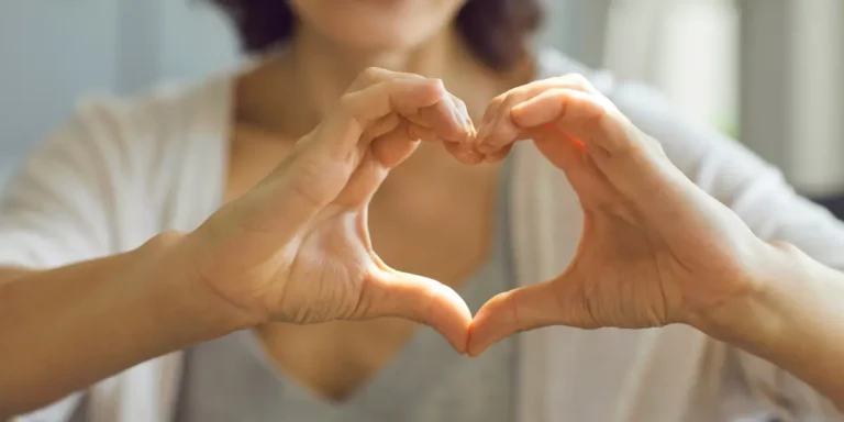 Immagine in evidenza per l’articolo sul CoQ10 o l’olio di pesce per la salute del cuore