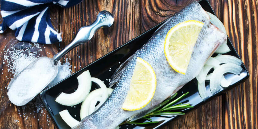 Fisch ist eine tolle Omega-3 Quelle und wird während der Keto-Diät empfohlen