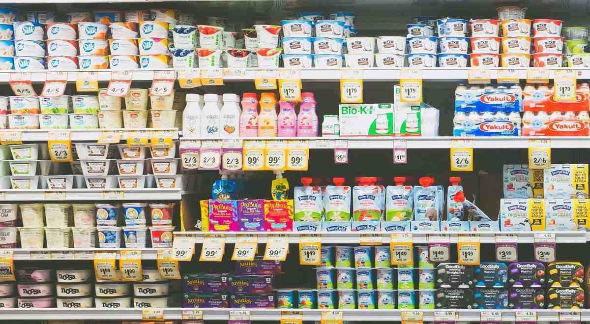 Lee las etiquetas para saber qué cultivos vivos de los yogures son buenos