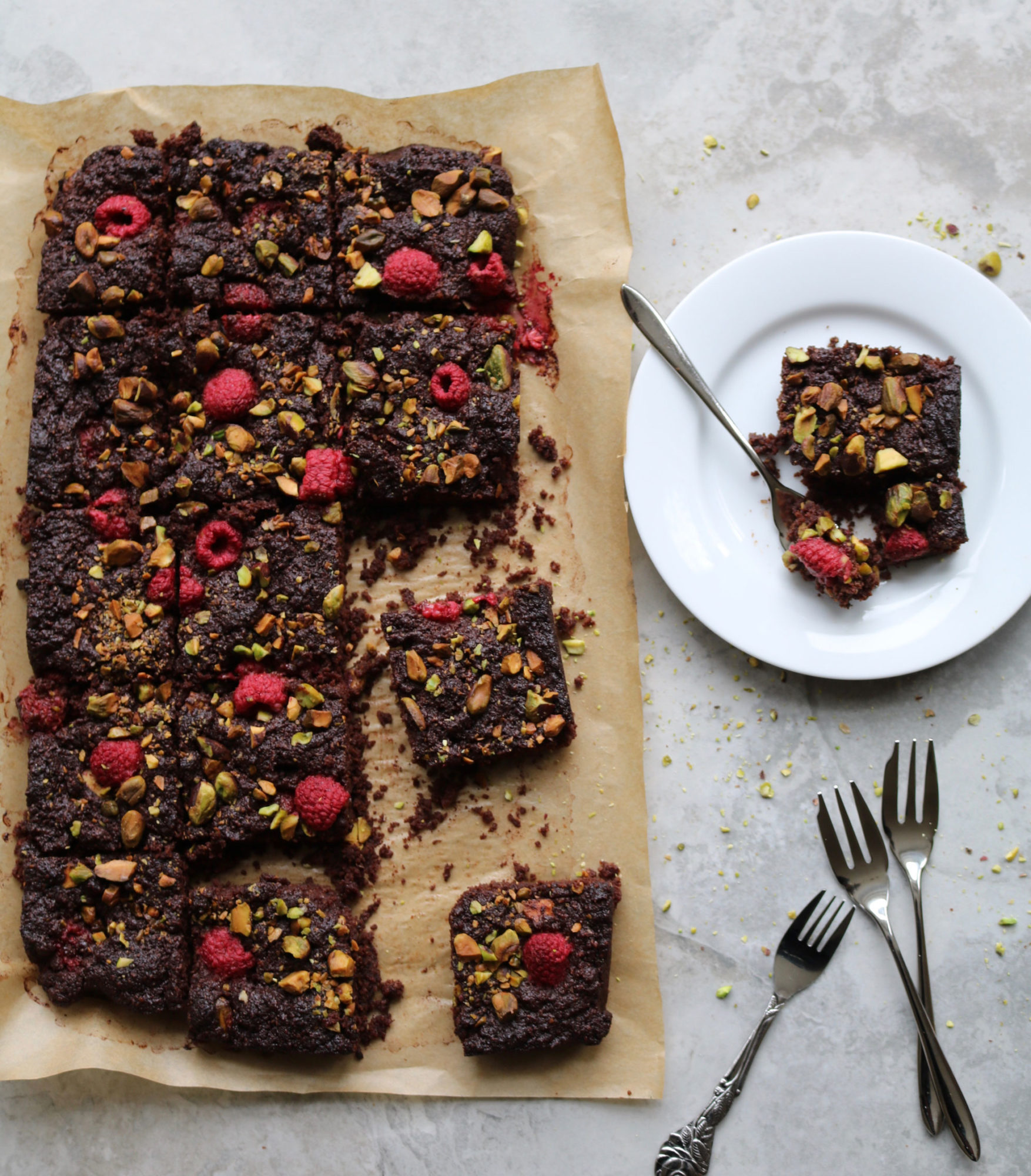 Keto-vaarika-pistaatsia-brownie-d-